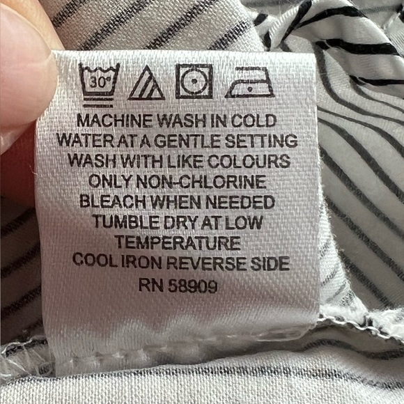 Vision 155 Black and White striped shirt, Size 14 - Picture 6 of 7